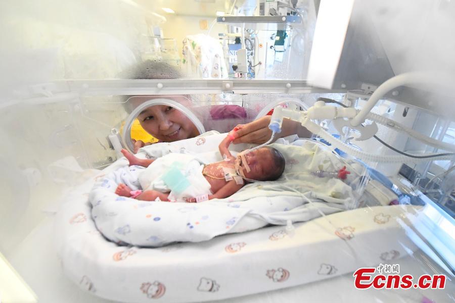 Baby born at 24 weeks now in good health