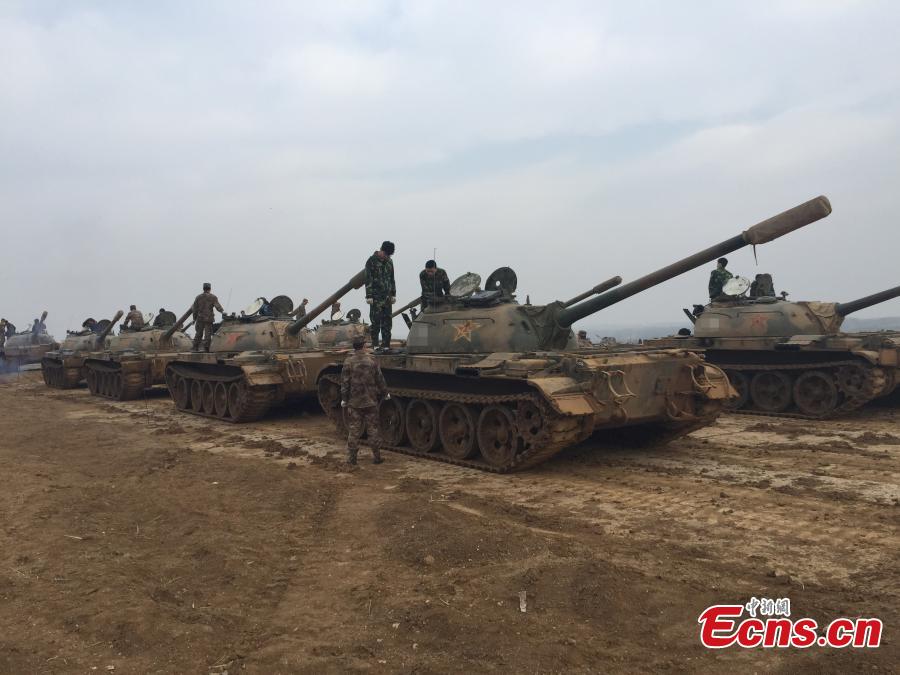 Undergraduates learn to drive tank as part of curriculum