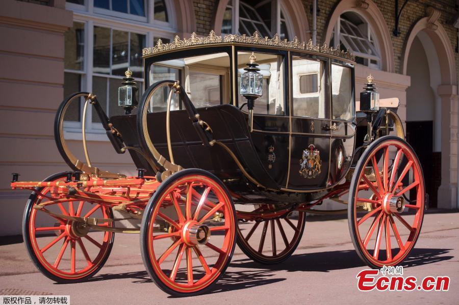 Harry and Meghan choose their wedding day vehicle 