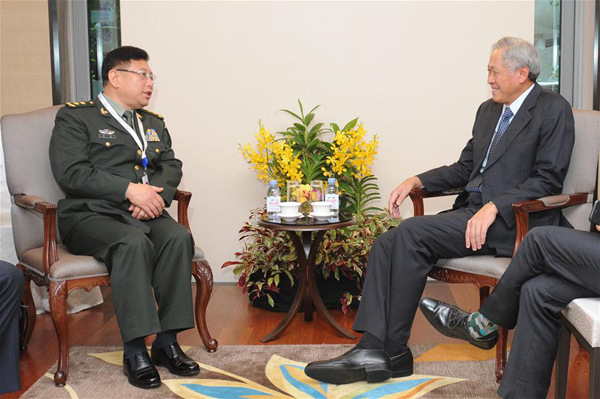Singapore's Defense Minister Ng Eng Hen (R) meets with Vice President of the Academy of Military Science of the Chinese People's Liberation Army (PLA) He Lei in Singapore, June 2 , 2017. (Xinhua/Then Chih Wey) Singapore's Defense Minister Ng Eng Hen (R) meets with Vice President of the Academy of Military Science of the Chinese People's Liberation Army (PLA) He Lei in Singapore, June 2 , 2017. (Xinhua/Then Chih Wey)