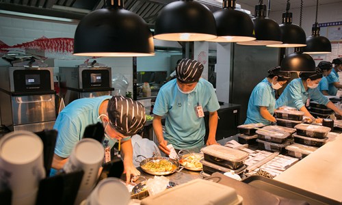 Services, reform key to growth despite risks